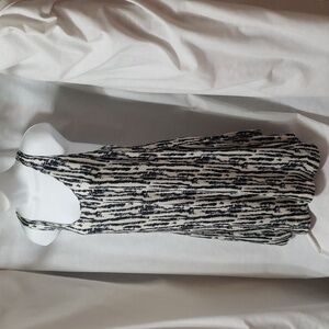 Lightweight Cover-up. Dark Blue/Gray & Cream with Side Splits Size S.